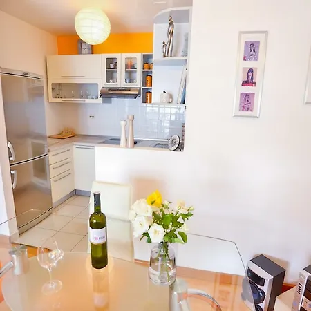Ibis Apartment